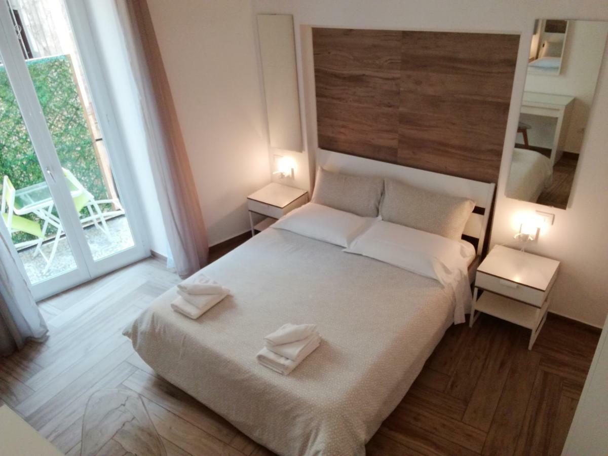 Appartement Il Tesoro Di Sangennaro à Naples Extérieur photo
